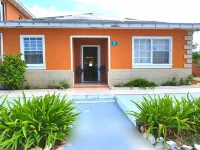 Sunset Ridge Bed & Breakfast Hotel di Cooper Jack Bay Settlement
