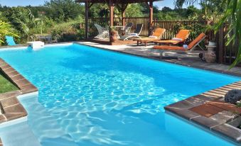 4-star Standard, 3-bedroom Villa in Saint François With a Swimming Pool 5 Minutes From the Beach!