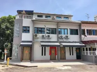 IBook8 Superior 1 Bedroom Gurney Suites  by IBook Homestay