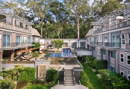 J7 Angkor Hotel Отели рядом с достопримечательностью «Уот Преа Пром Рат»