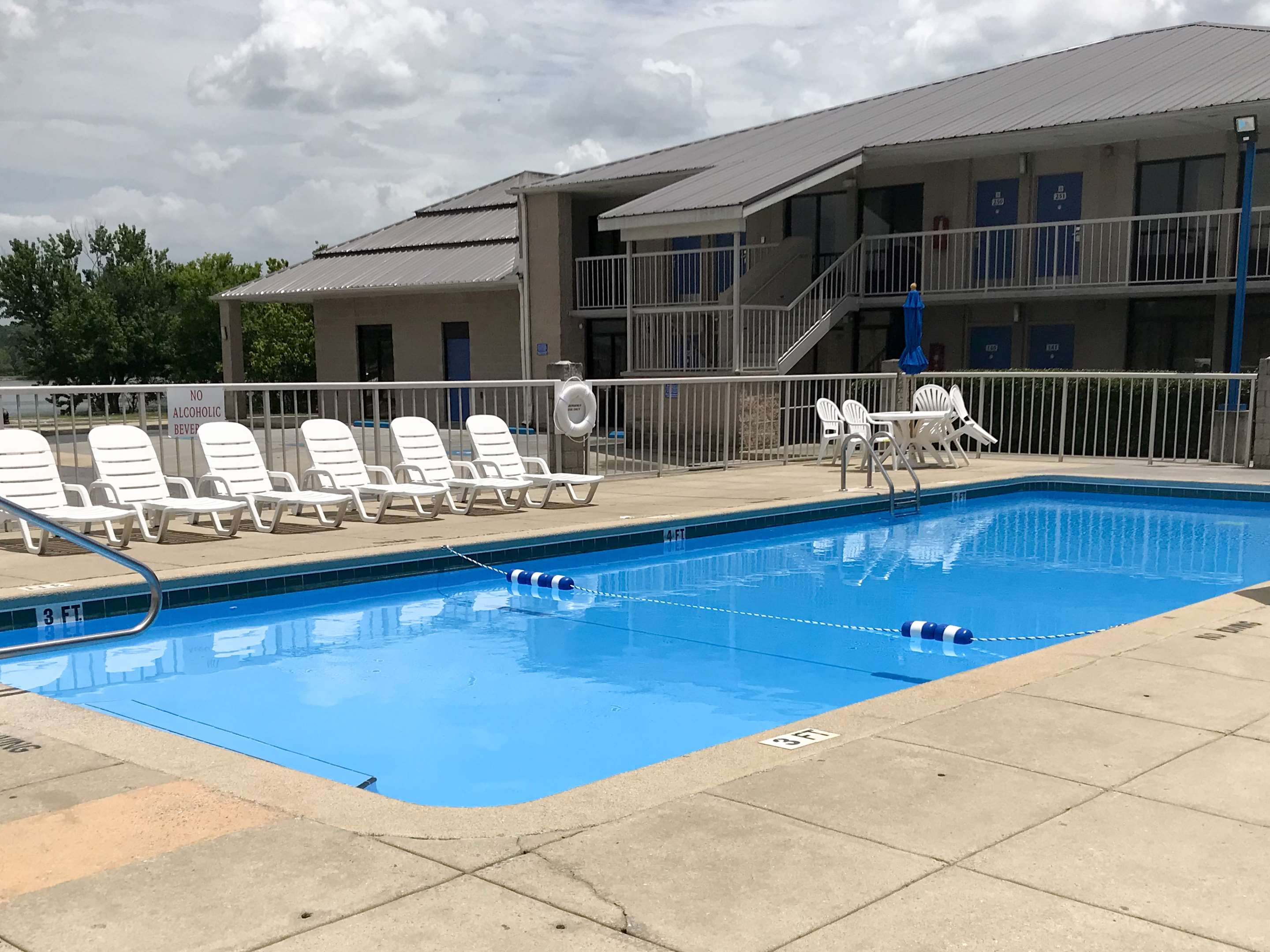 Red Roof Inn Gadsden