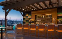 Kona Kai Resort & Spa, a Noble House Resort - bar