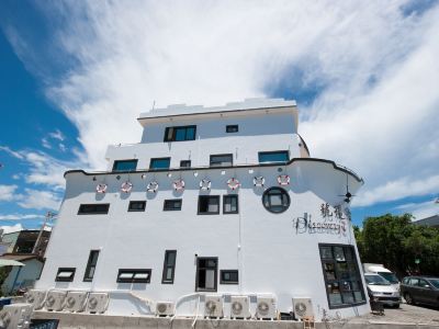 Discovery Secret Hostel