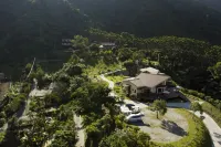 Yi-He Golden Homestay - parking