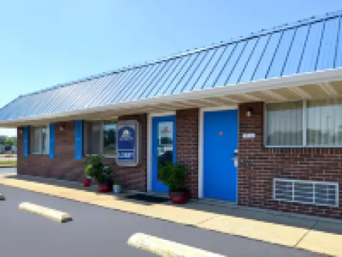 Americas Best Value Inn Sullivan Hotels in Sullivan