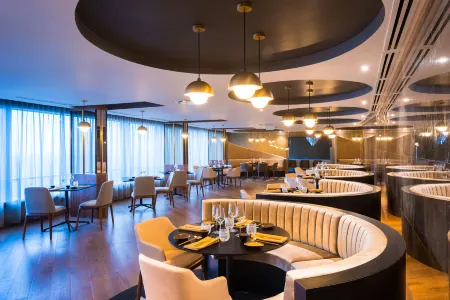 Hotel 2 Fevrier, Lomé