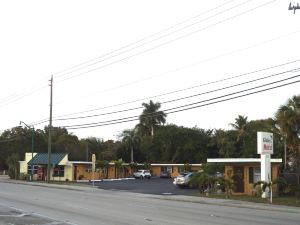 Glades Motel - Naples