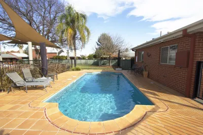 Wagga RSL Club Motel Hotels in Ashmont