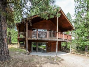 Ponderosa Cabin 197 - Three Bedroom Cabin