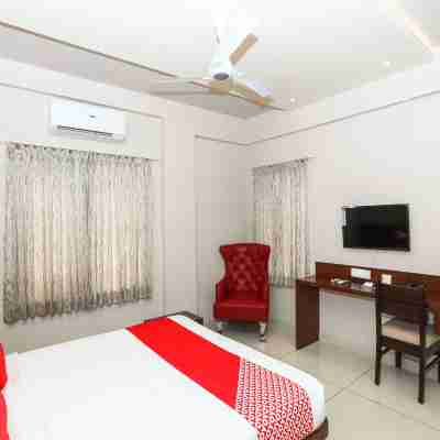 OYO 15220 JN Stay Rooms