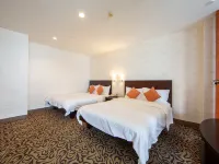 Xin Hua Hotel Hotels near Hoi Tong Monastery