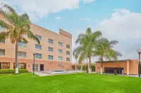 Sierra Suites by HP Hotels Hotels near Acuario Luna