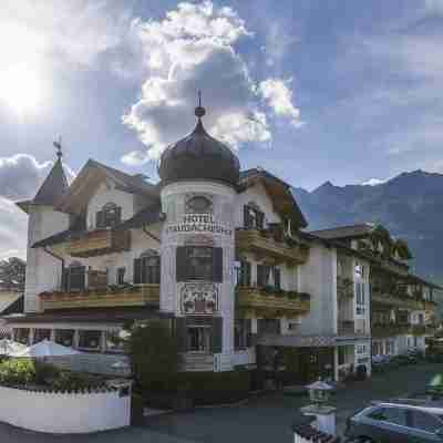 Hotel Staudacherhof History & Lifestyle Hotel Exterior