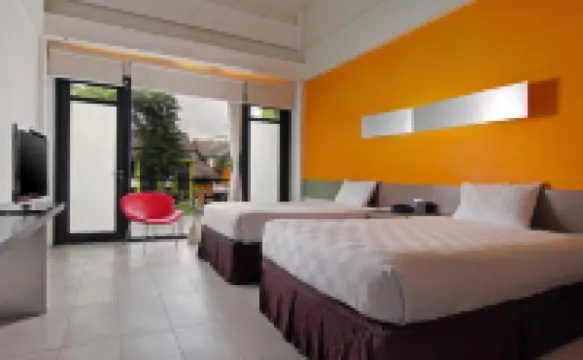 Mikie Holiday Resort & Hotel