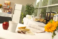 Residence & Conference Centre - Brockville Hotels in Brockville