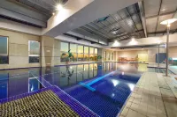 Howard Plaza Hotel Hsinchu - Pool
