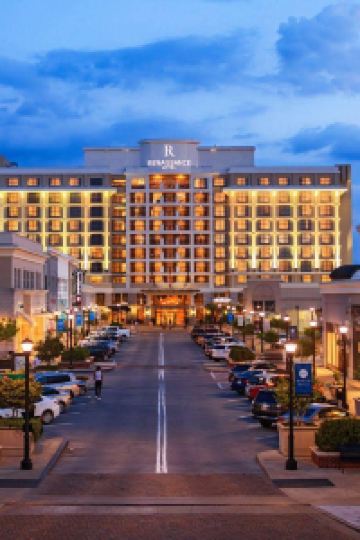 lululemon crabtree valley mall