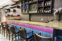 Hotel Golden Park Sorocaba & Convenções - by Nacional Inn - bar