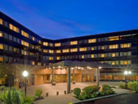 Crowne Plaza EDISON by IHG Hotels in Edison