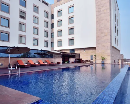 Courtyard Raipur Hotels in Raipur