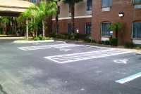 Holiday Inn Express & Suites ORANGE CITY - DELTONA by IHG - Parking