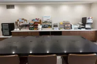 Holiday Inn Express & Suites HESPERIA by IHG - 朝食