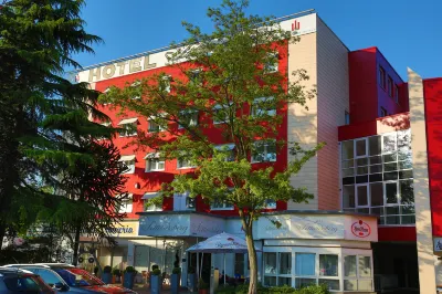 Hotel Sittardsberg Hotels near An den vier Steinen