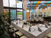 Hotel l'Hotan Hotels in Roques