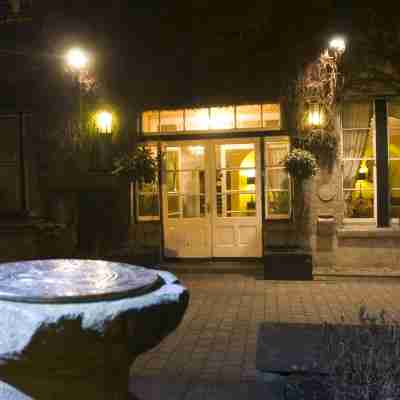 Old Ground Hotel Hotel Exterior