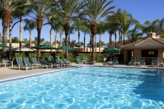 Sheraton Park Hotel at The Anaheim Resort Hotels near Sleeping Beauty Castle Walkthrough