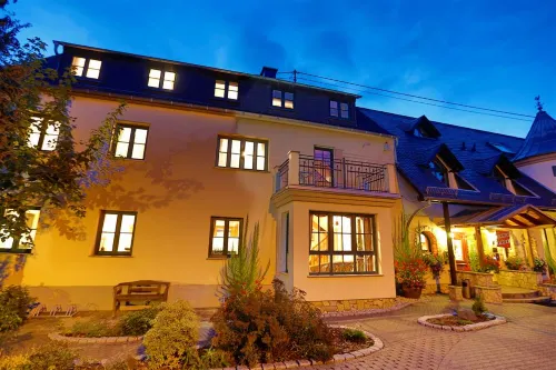 Landhotel Villa Moritz Garni Hotels in Oberahr
