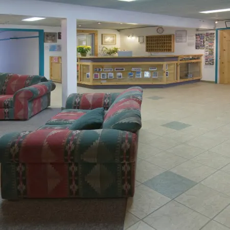 Canadas Best Value Inn River View Hotel