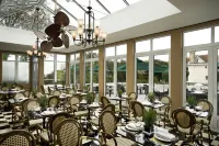 Duke of Richmond Hotel Hotels in Vale