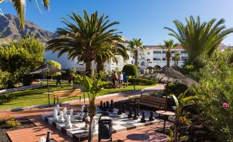 Regency Torviscas Apartments and Suites