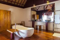 Kupu Kupu Phangan Beach Villas & Spa - breakfast