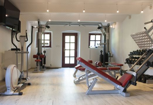 2. 드부르 호프메이..