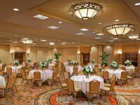 Anaheim Majestic Garden Hotel Hotels near Anaheim Ice
