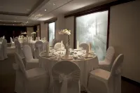 Kingsgate Hotel Abu Dhabi by Millennium - Bữa sáng
