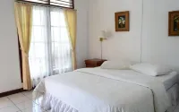 Tan Dirih Hotel Maninjau