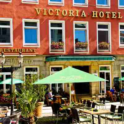 Victoria Hotel Hotel Exterior