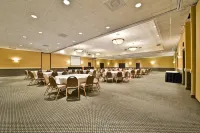 Best Western Plus Kelly Inn Hotels in Saint Cloud