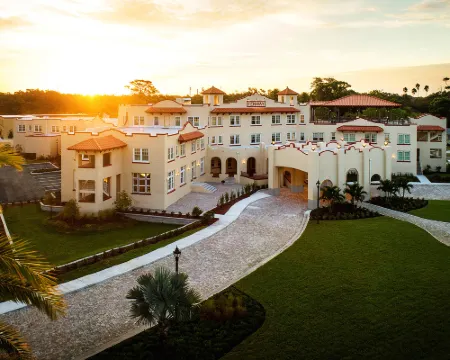 フェンウェイ ホテル オートグラフ コレクション ダニーディンのホテル