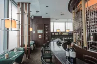 The Alpha Suites - bar