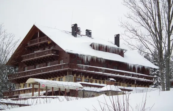 阿普斯卡維立達卡酒店