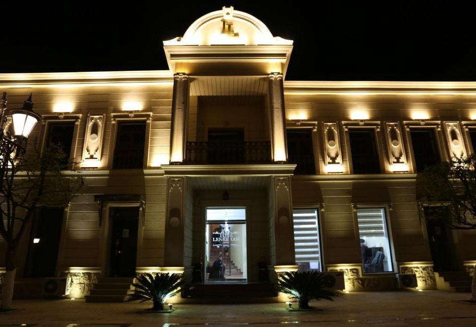 Salute Hotel Lankaran - Housity