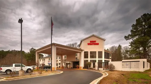 Millennium Inn Hotels in Jones County