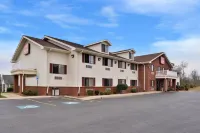 Econo Lodge Inn & Suites Hotels near Shelbyville Recreation Center