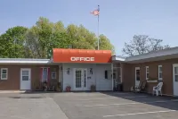 Budget Host Crestview Inn Hotels in Sault Ste. Marie