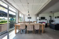 De Slaapfabriek Vakantiehuis en Trainingslocatie Hotels in Teuge