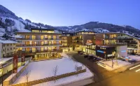 AlpenParks Hotel & Apartment Central Zell am See Отели в г. Целль-ам-Зее